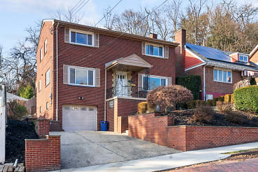 3609 Harbison Ave - Pittsburgh, PA