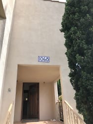 1068 E Santa Clara St - Ventura, CA