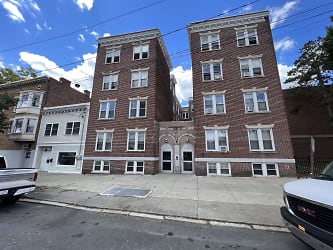 268 Washington Ave unit 1B - Albany, NY