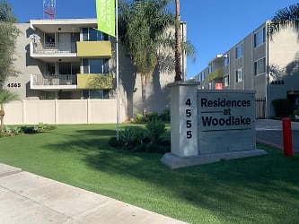 Residence At Woodlake Apartments - Los Angeles, CA