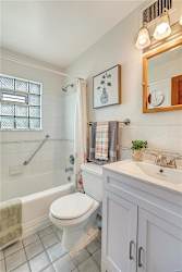 6313 Sheppard Dr - Affton, MO