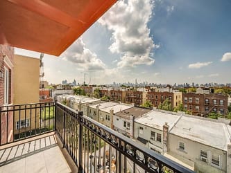 30-68 38th St unit 5C - Queens, NY