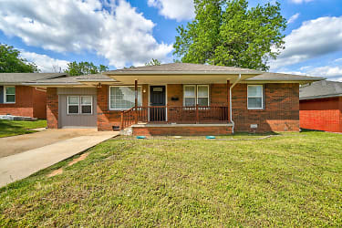 609 Frolich Dr - Midwest City, OK
