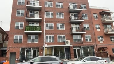 43-27 Byrd St #5C - Queens, NY