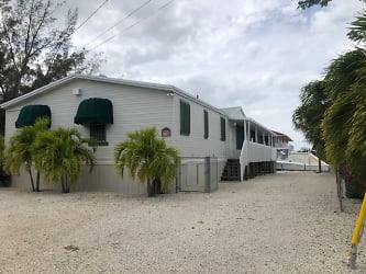 208 Upper Matecumbe Rd - Key Largo, FL