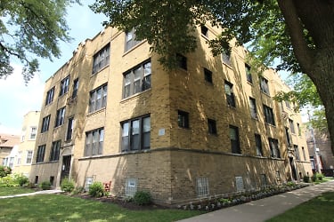 6601 N Campbell Ave unit 2450-52 - Chicago, IL