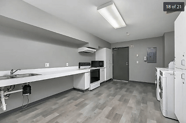 Husky Apartments: Studios In The UW District - Seattle, WA