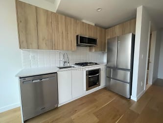 30-18 14th St unit 203 - Queens, NY