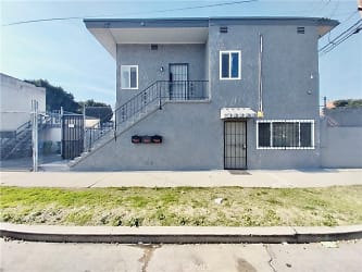 7053 3rd Ave - Los Angeles, CA