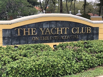 167 Yacht Club Way #204 - Hypoluxo, FL