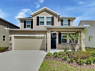1138 Sky Lakes Drive - Saint Cloud, FL