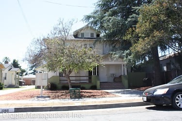1088-1098 Acacia Ave - San Bernardino, CA