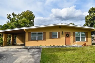 1861 Collier Ave - Fort Myers, FL