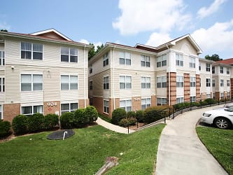 Poplar Manor Apartments - Durham, NC