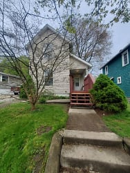 1107 Collinwood Ave - Akron, OH