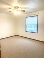 4910 Coventry Ct - Eau Claire, WI