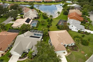 11394 Waterford Village Dr - Fort Myers, FL
