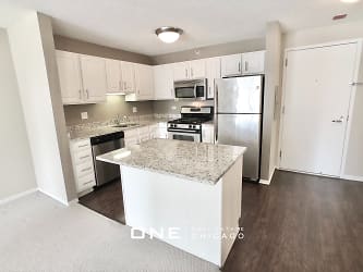 528 N State St unit 3 - Chicago, IL