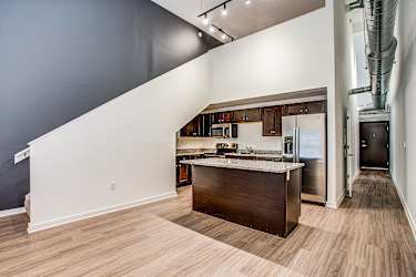 Art Lofts @ Overton Apartments - Memphis, TN