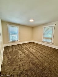 191 Rhodes Ave #3 - Akron, OH