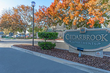 CEDARBROOK APARTMENTS - Hanford, CA