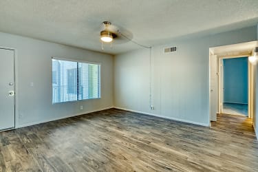 Connect On Missouri Apartments - Phoenix, AZ