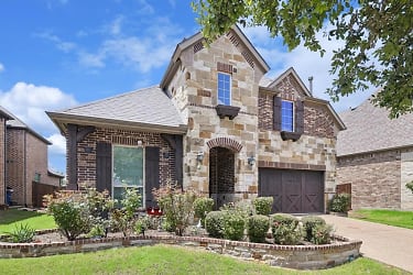 5012 Engleswood Trail - The Colony, TX