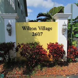 2607 NE 8th Ave #60 - Wilton Manors, FL