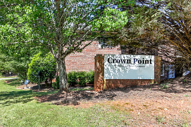 Crown Point Apartments - Cornelia, GA