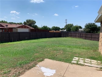 5601 Squires Dr - The Colony, TX