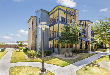 Tacara At Westover Hills Apartments - San Antonio, TX