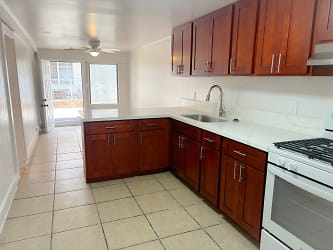 743 Pumehana St #B2 - Honolulu, HI