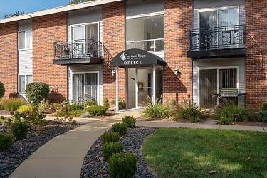 Courtland Ridge Apartments - Saint Charles, MO