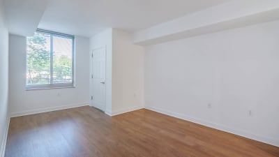 1800 Oak Apartments - Arlington, VA