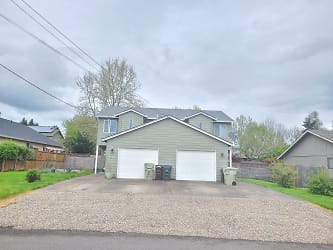 31693 NW Wascoe St - North Plains, OR