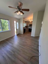 139 Roslyn Dr unit A - Concord, CA