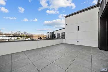 1 Union Ave #207 - Cresskill, NJ