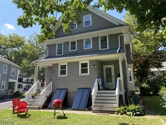 54 Dunnell Rd - Maplewood, NJ