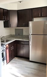 6211 N Kenmore Ave unit 307 - Chicago, IL