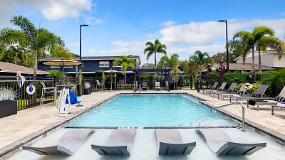 Slate Luxury Apartment Living - Winter Garden, FL