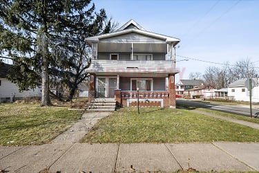 3872 E 112th St - Cleveland, OH