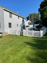 270 Meadow Rd - Portsmouth, NH