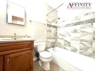 6101 NW Bell Rd unit 1 - Parkville, MO