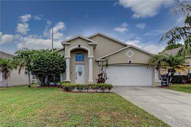 8529 Heyward Rd - Tampa, FL