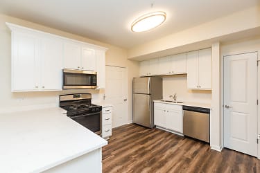 40 W Main St unit 231 - Lake Zurich, IL