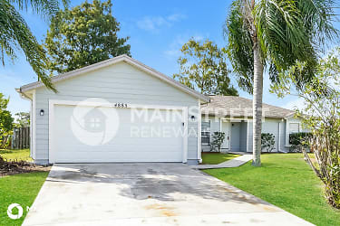 4885 Nw Ironton Ave - Port St Lucie, FL