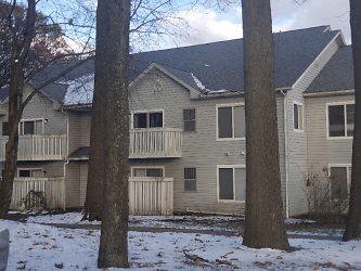875 Clyde Ave unit H - Cuyahoga Falls, OH