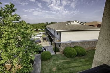 Executive Lodge Apartments - Huntsville, AL
