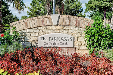 The Parkways On Prairie Creek Apartments - Grand Prairie, TX