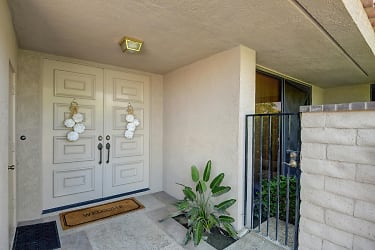 5 Fordham Ct - Rancho Mirage, CA